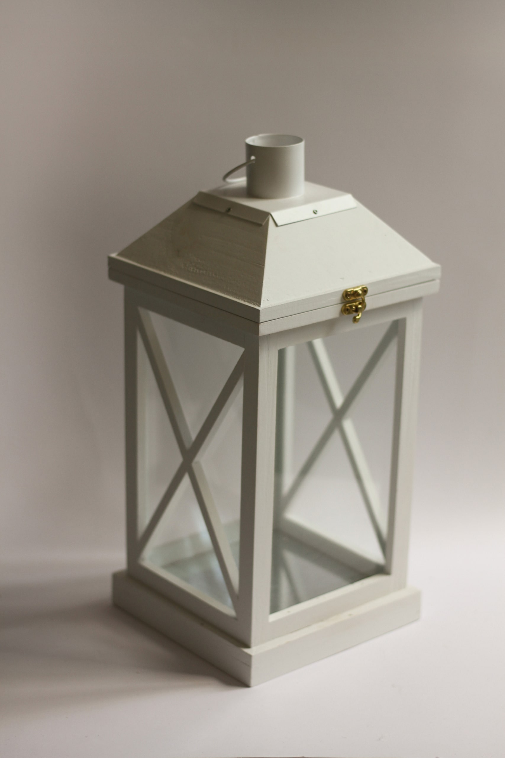 Fehér lámpás - 39 x 18 cm