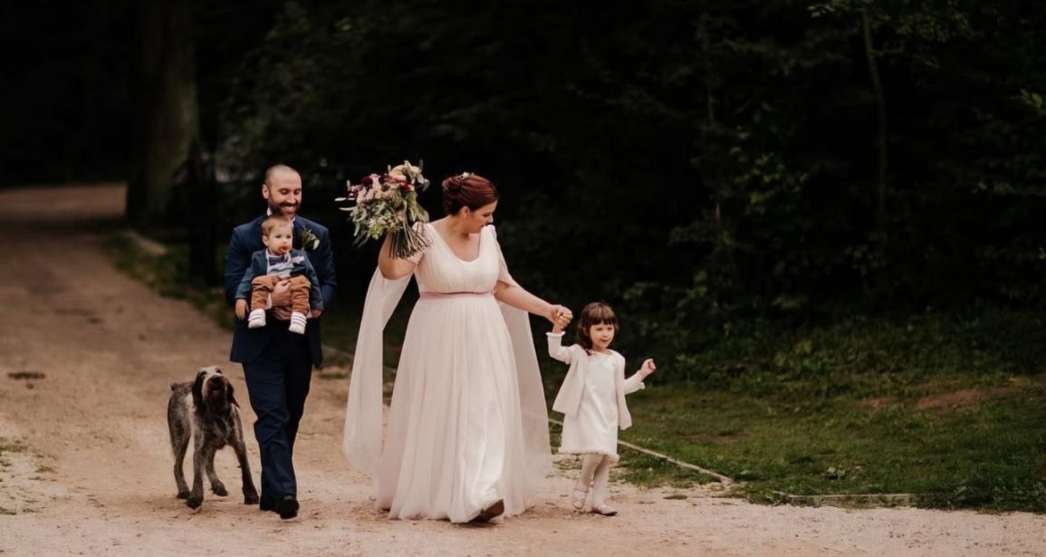 Állati jó esküvő: Tippek a kedvencek bevonásához a dekorációtól a szertartásig