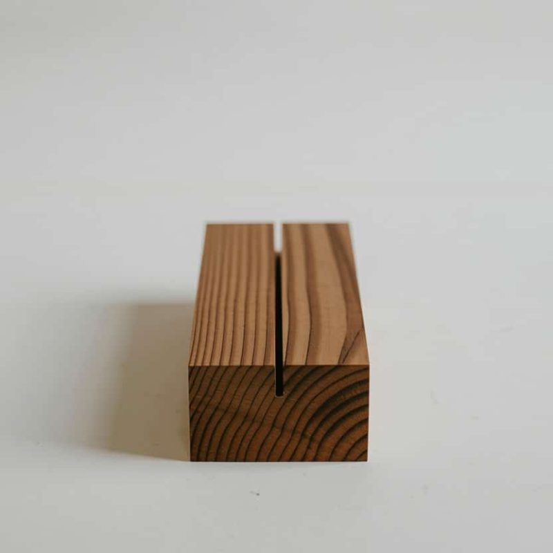 Fa kártyatartó - festett - 9 cm (papírhoz)